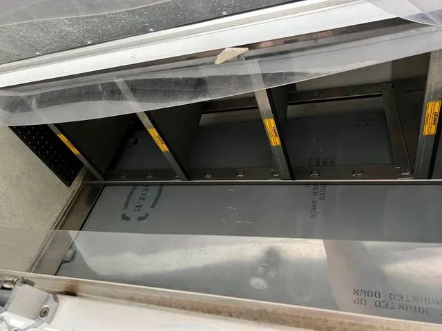 Used 2016 Chevrolet Express 4500 image 26