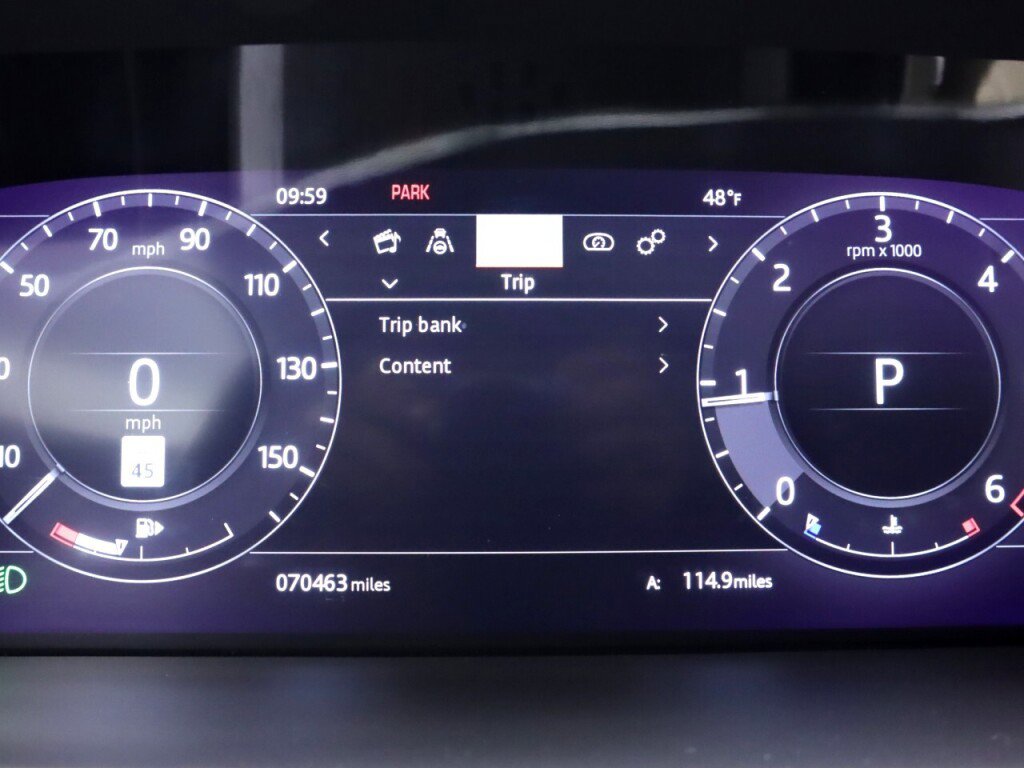 Used 2020 Land Rover Range Rover Sport HSE image 14