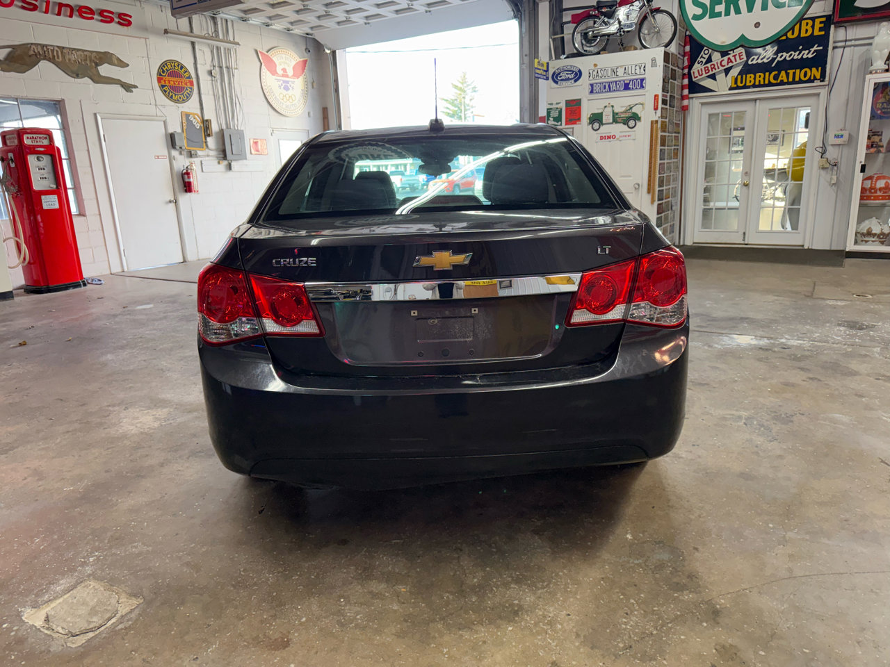 Used 2016 Chevrolet Cruze LT image 3