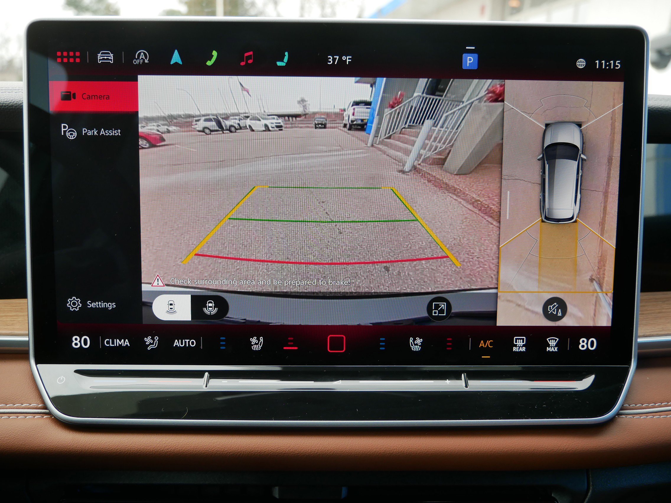 Used 2026 Volkswagen Tiguan SEL R-Line image 16