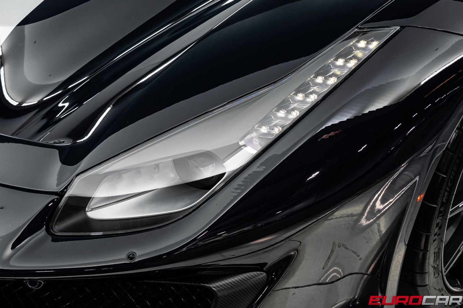 Used 2019 Ferrari 488 Pista Coupe RWD image 15