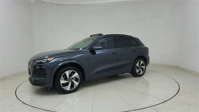 Used 2025 Audi Q6 e-tron Premium w/ Convenience Package image 65