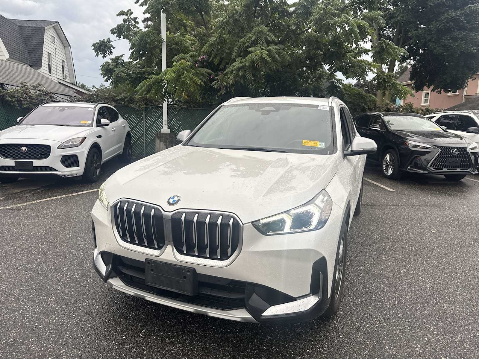Used 2023 BMW X1 xDrive28i w/ Convenience Package AWD/4WD image 4