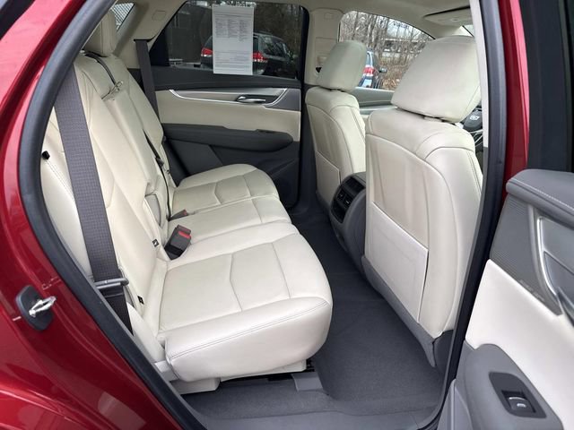 Used 2022 Cadillac XT5 Premium Luxury image 11