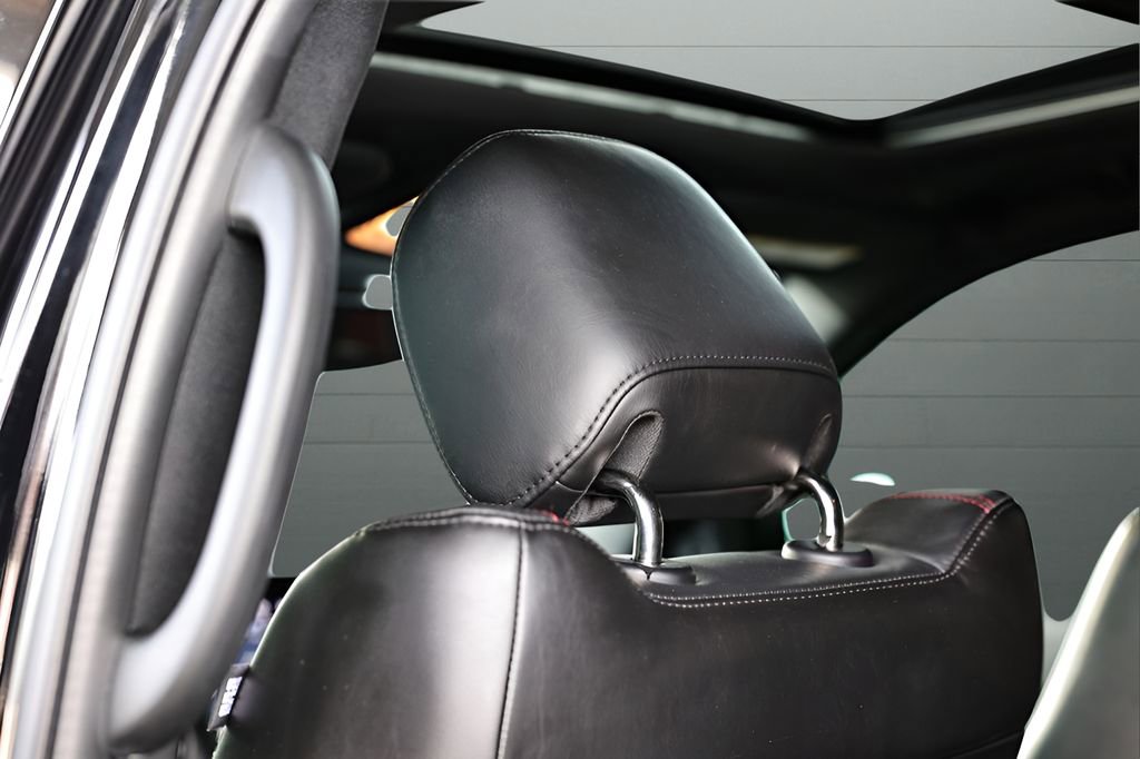 Used 2023 Dodge Durango GT image 40