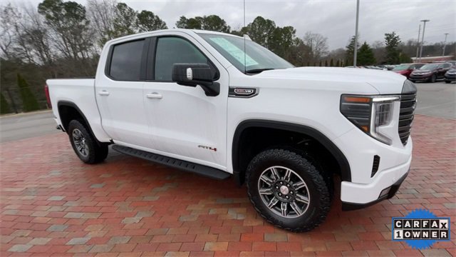 Used 2024 GMC Sierra 1500 AT4 w/ Technology Package image 3