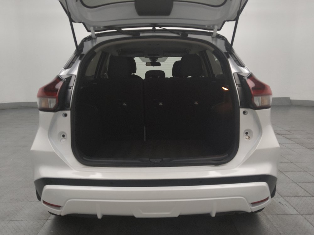 Used 2022 Nissan Kicks SV FWD image 29