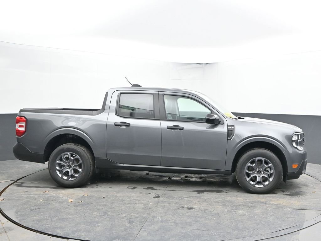 New 2025 Ford Maverick XLT w/ XLT Luxury Package image 11
