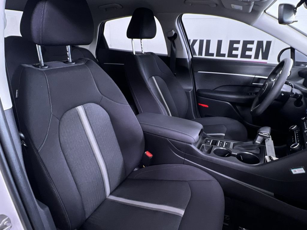 Used 2025 Hyundai Sonata SE image 28