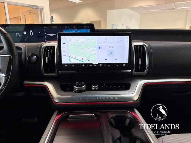 Certified 2025 Ford Expedition Platinum AWD/4WD image 24