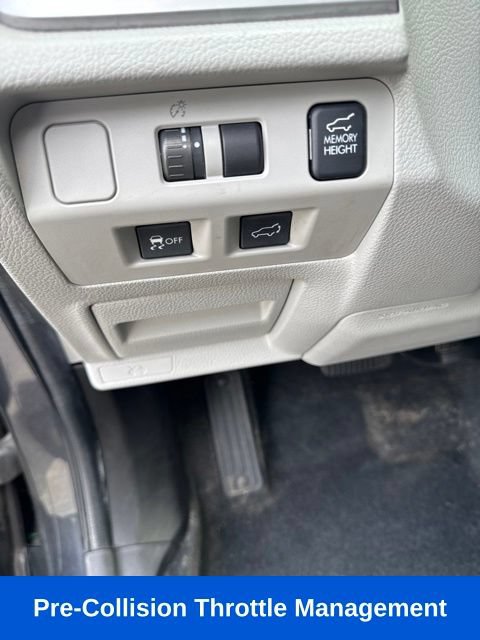 Used 2014 Subaru Forester 2.5i Touring AWD/4WD image 15