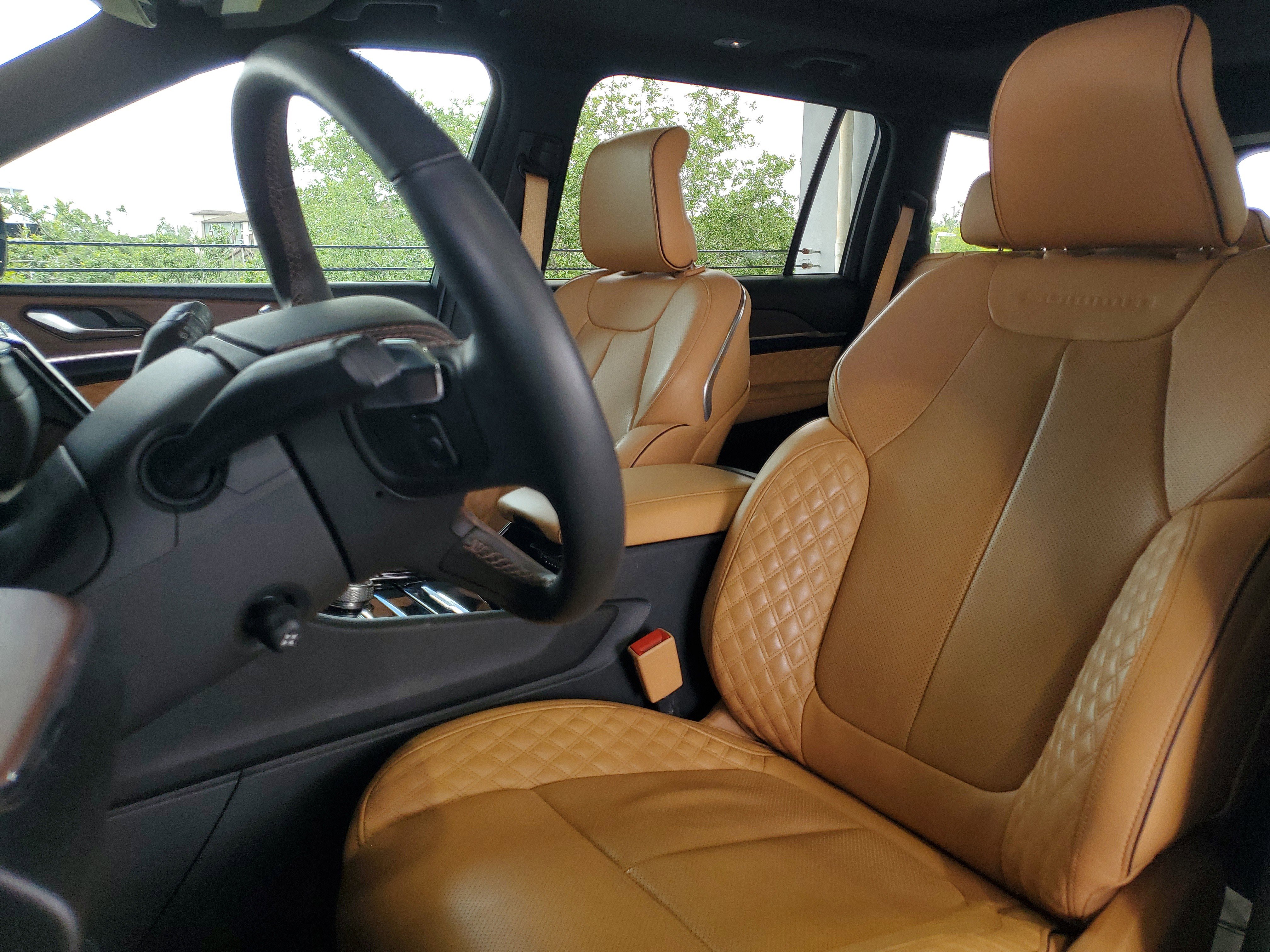 Certified 2024 Jeep Grand Cherokee L Summit w/ High Altitude Package AWD/4WD image 19