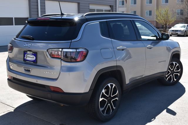 Used 2024 Jeep Compass Limited image 5