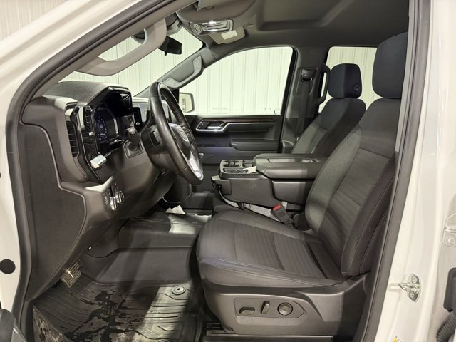 Used 2024 GMC Sierra 1500 SLE image 9
