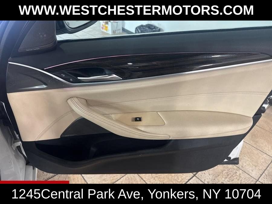 Used 2022 BMW 530e xDrive w/ Premium Package AWD/4WD image 13