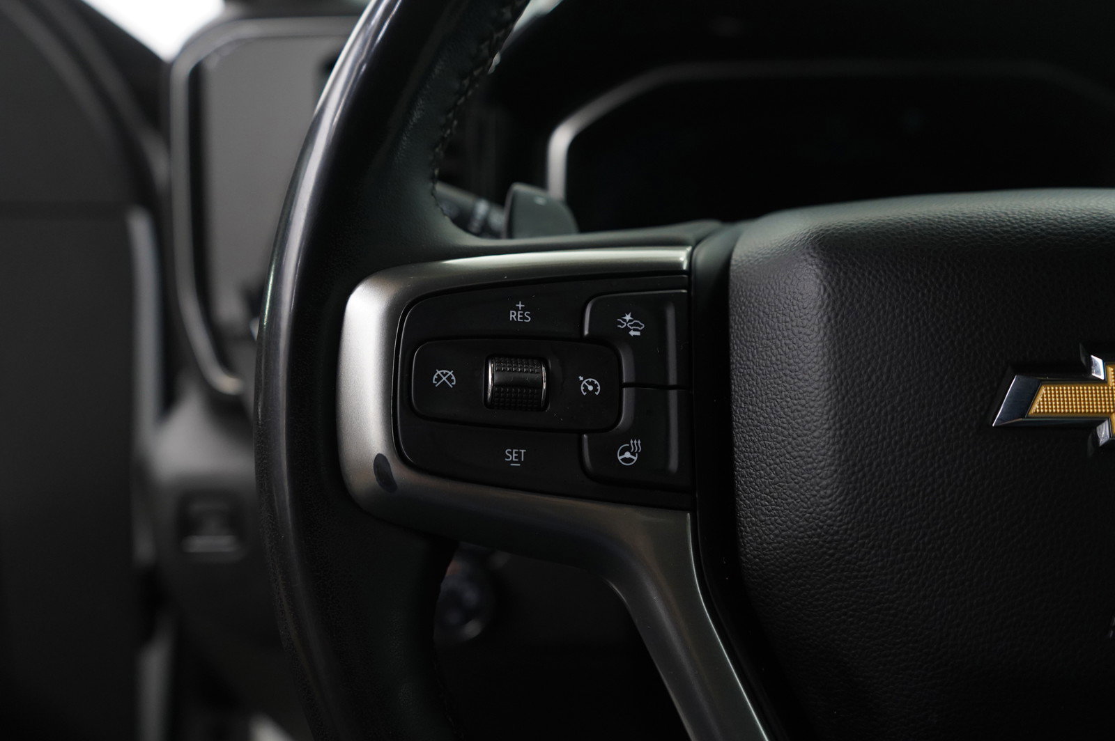 Used 2023 Chevrolet Silverado 1500 LT w/ Z71 Off-Road Package image 19