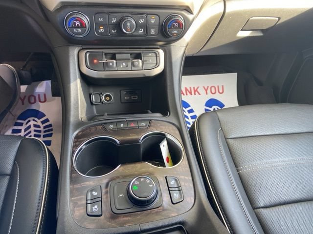 Used 2021 GMC Acadia Denali w/ Denali Ultimate Package AWD/4WD image 26