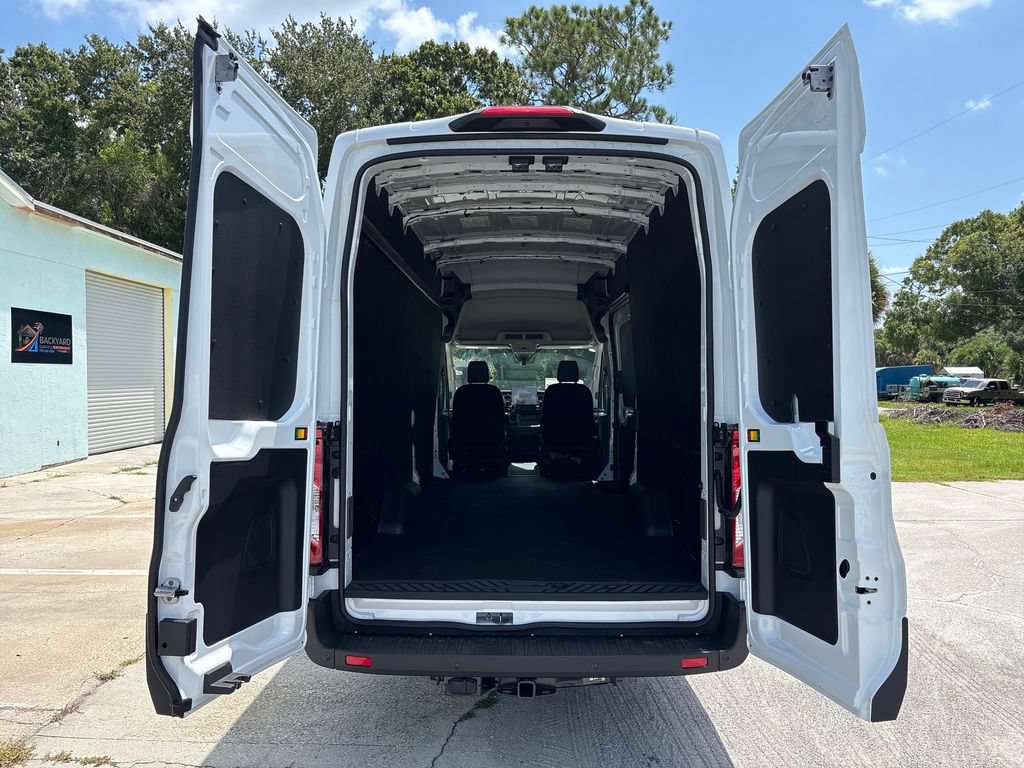 New 2026 Ford Transit 250 148 High Roof Extended w/ Load Area Protection Package RWD image 10