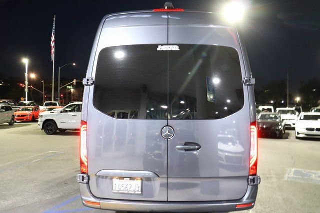 Used 2021 Mercedes-Benz Sprinter 3500 image 8