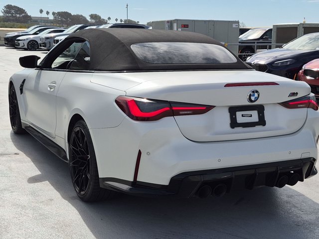 Used 2022 BMW M4 xDrive Competition w/ M Carbon Exterior Package AWD/4WD image 7