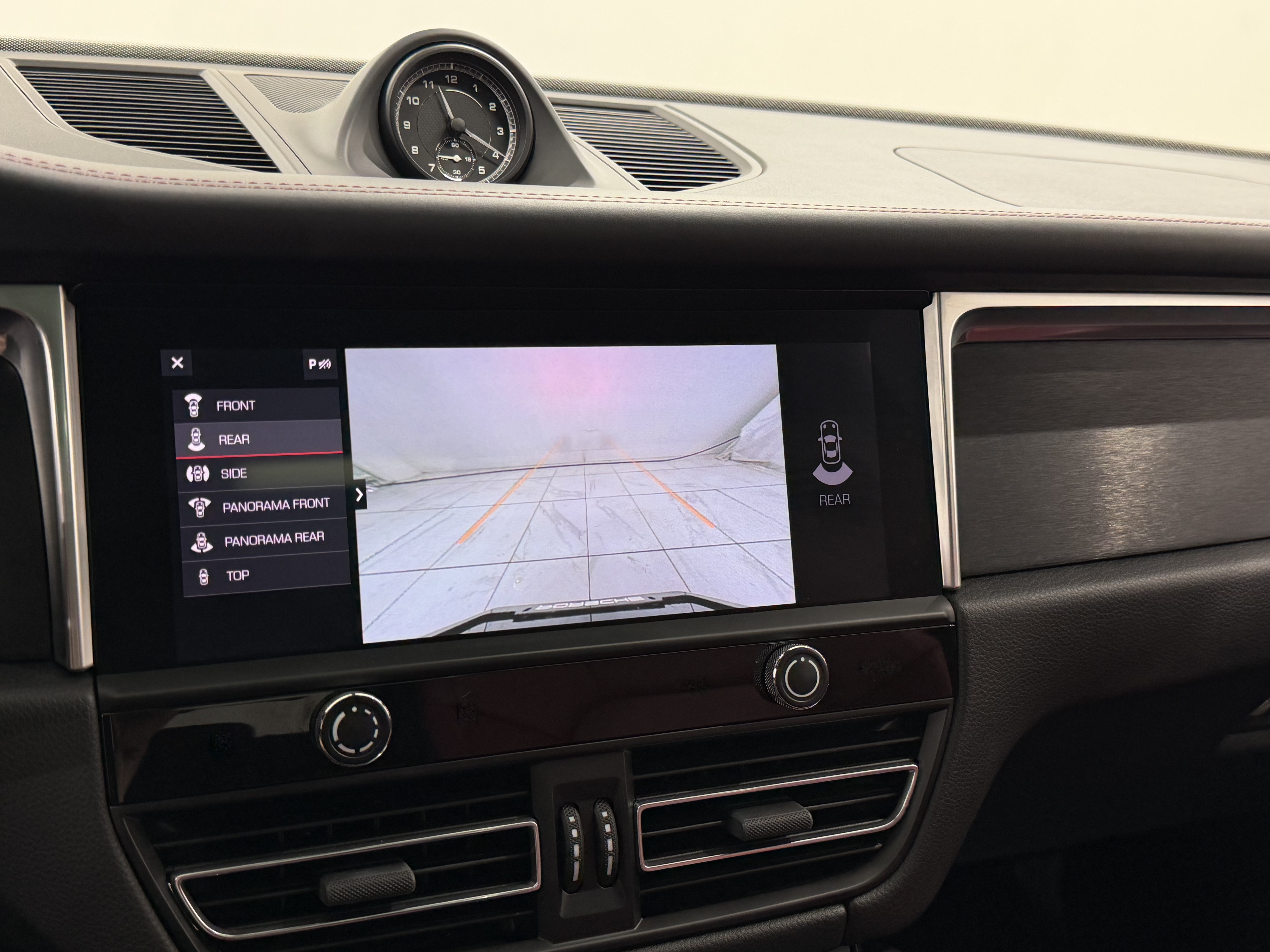 Certified 2023 Porsche Macan GTS AWD/4WD image 48