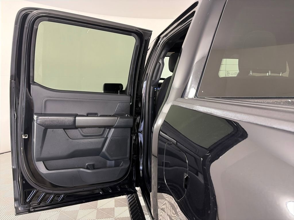 Certified 2021 Ford F150 XLT w/ Equipment Group 302A High image 12