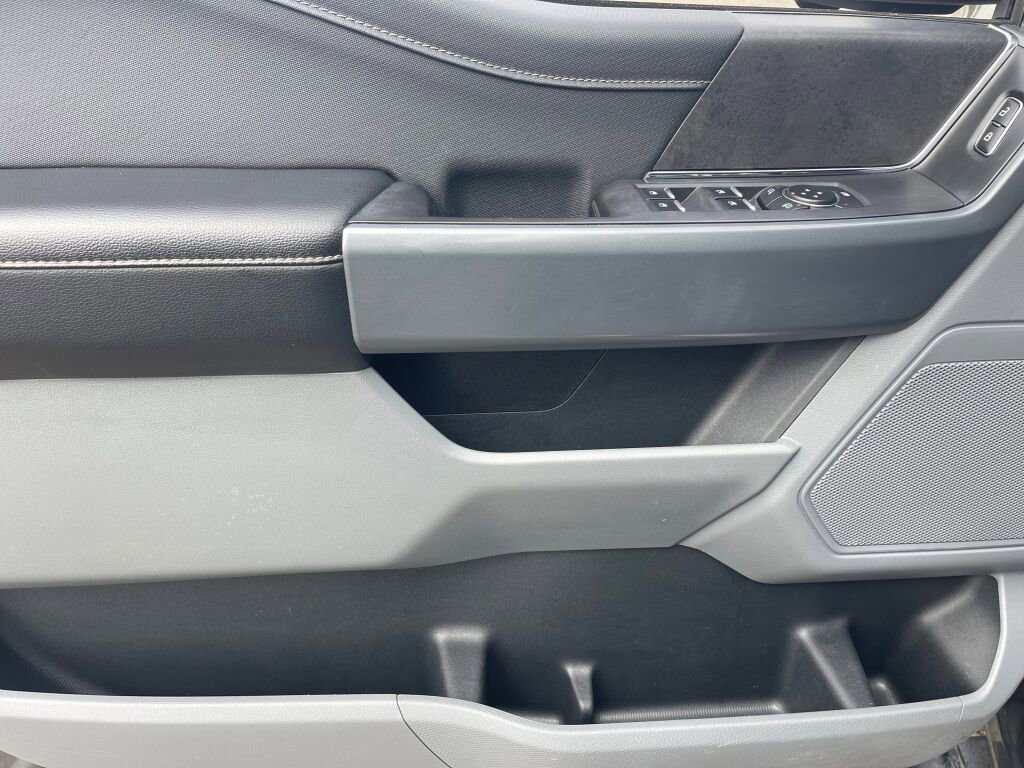 Used 2024 Ford F150 XLT w/ Mobile Office Package image 7