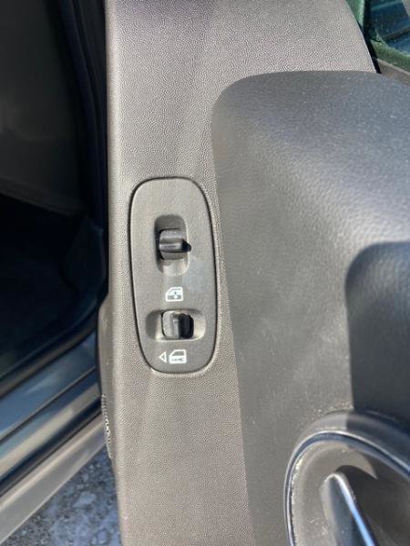 Used 2007 Pontiac Grand Prix w/ Preferred Package FWD image 33