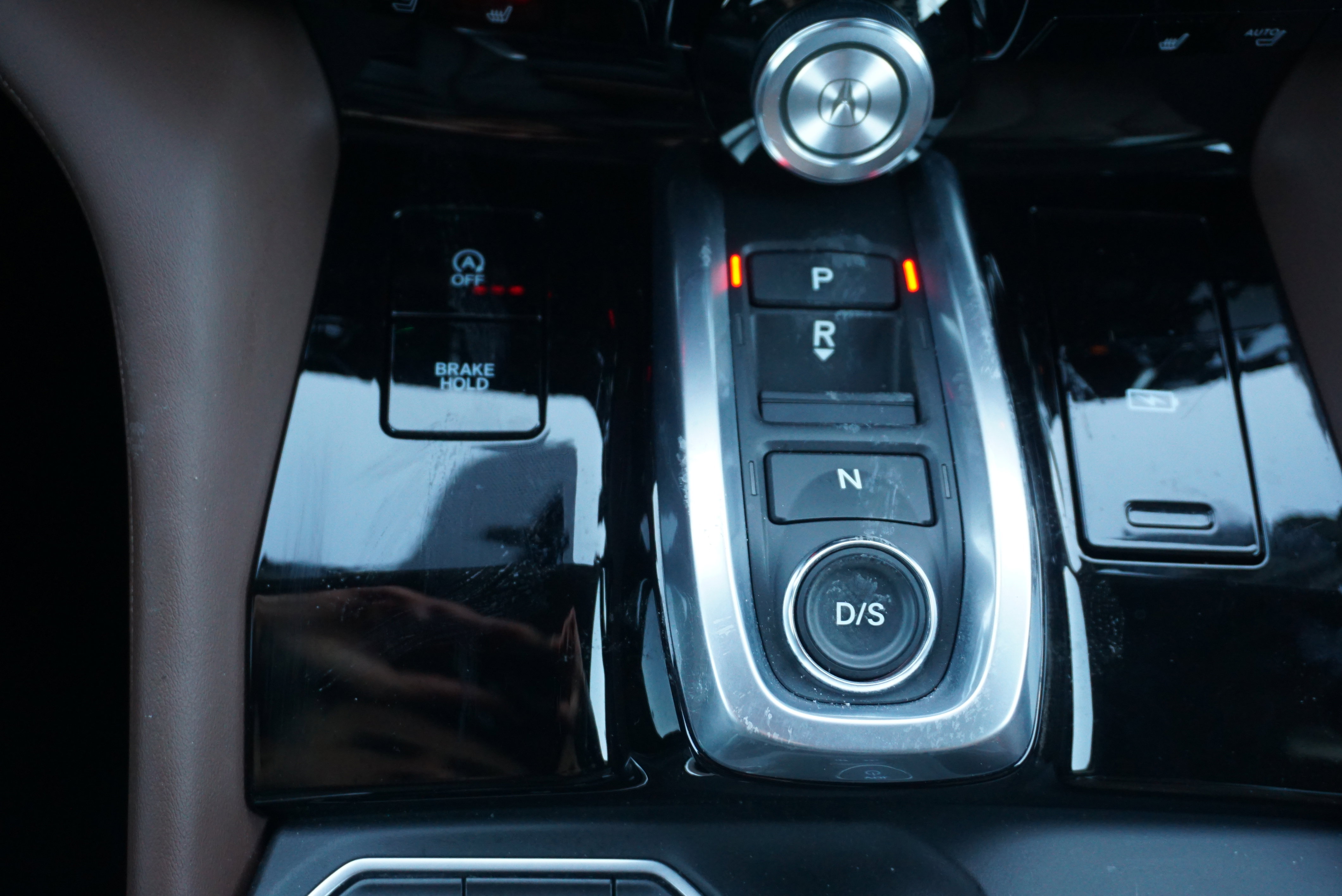 Used 2023 Acura MDX SH-AWD w/ Technology Package image 27