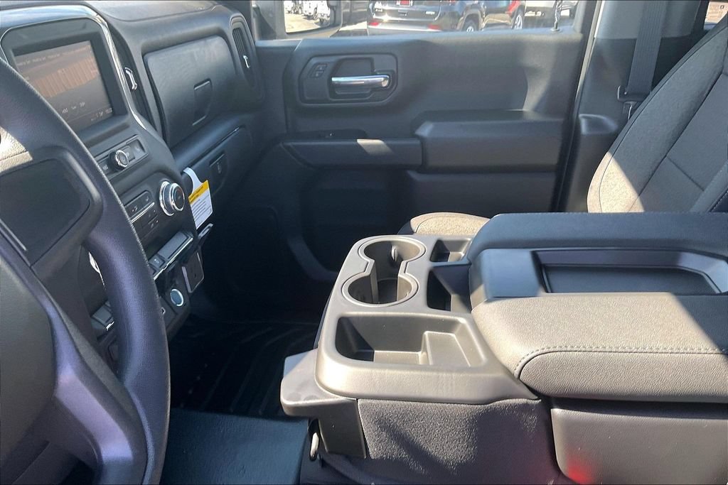 New 2026 GMC Sierra 3500 Pro w/ Convenience Package AWD/4WD image 23