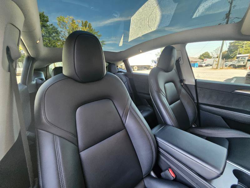 Used 2022 Tesla Model Y Long Range AWD/4WD image 57