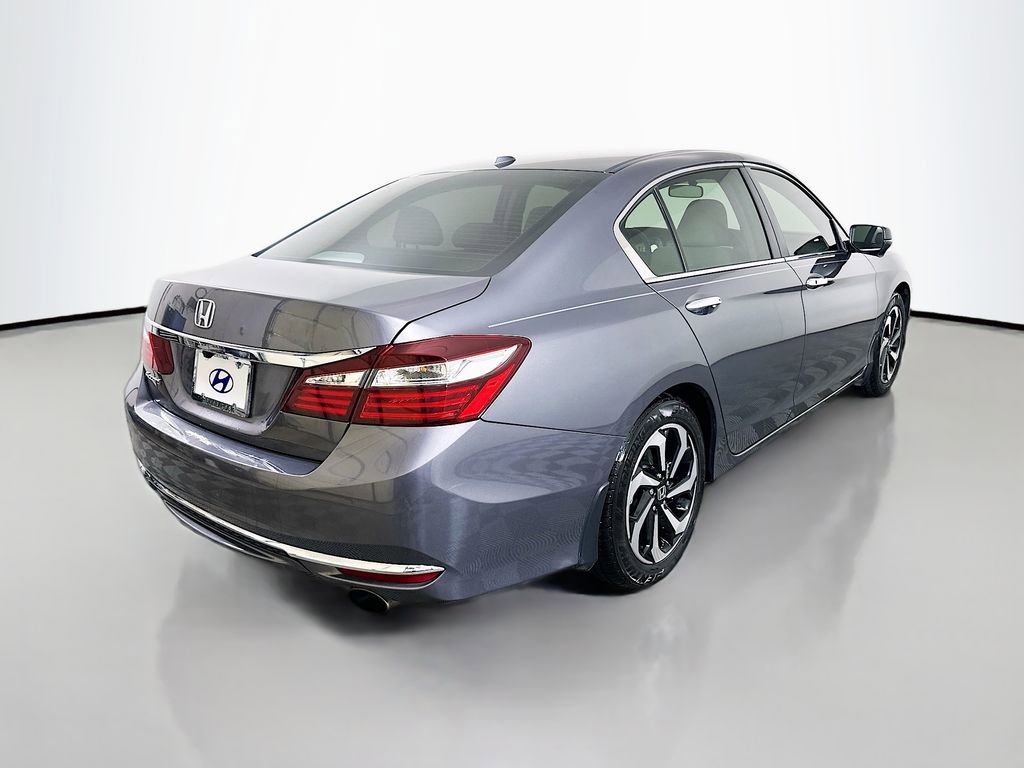 Used 2016 Honda Accord EX image 5