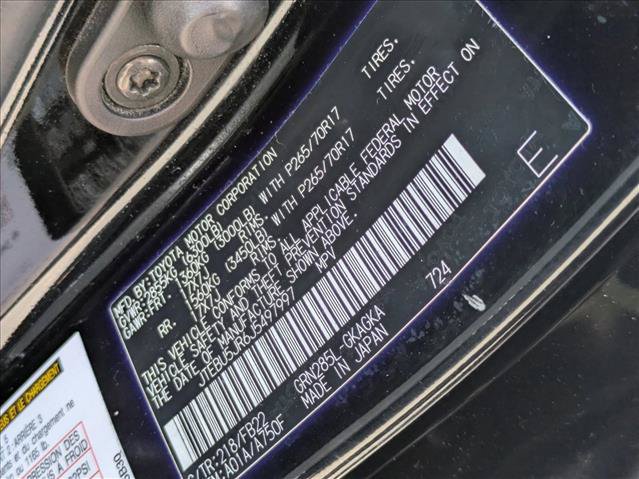 Used 2018 Toyota 4Runner SR5 AWD/4WD image 23