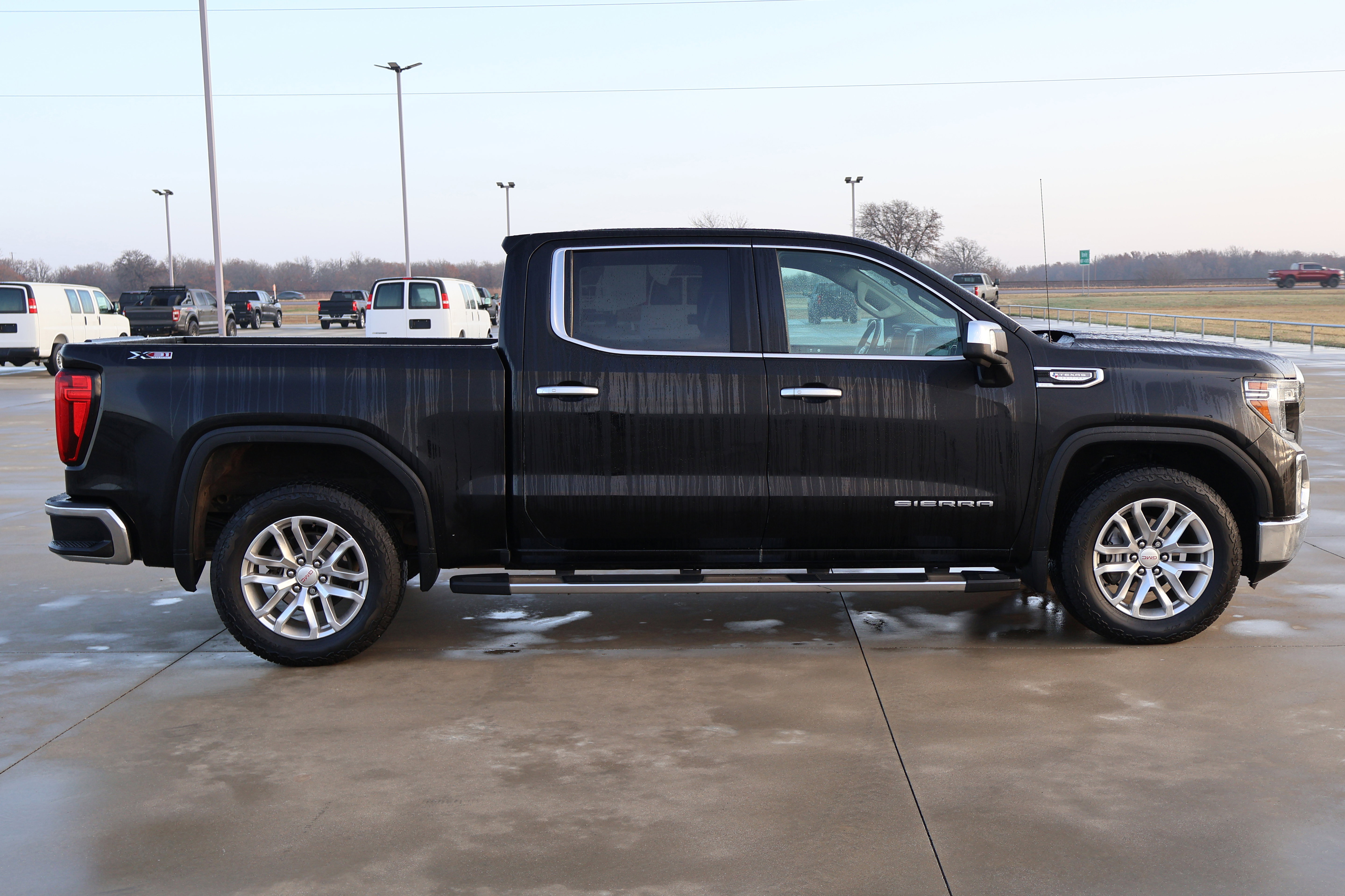 Used 2021 GMC Sierra 1500 SLT image 7