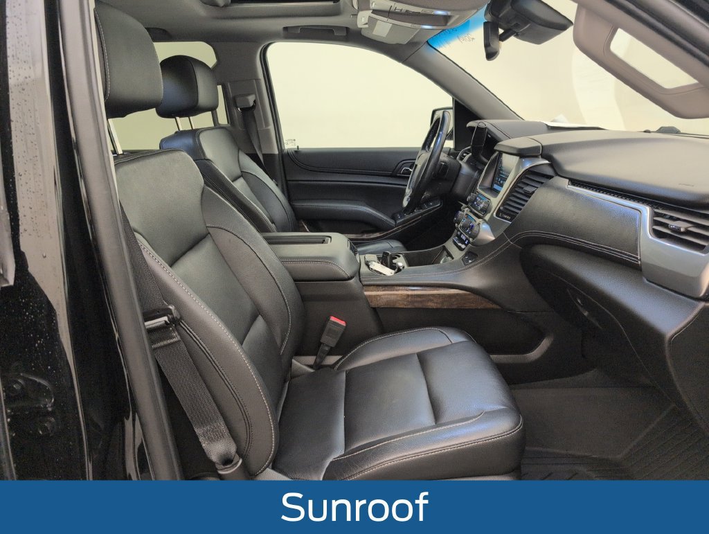 Used 2019 Chevrolet Tahoe LT w/ RST Edition AWD/4WD image 16