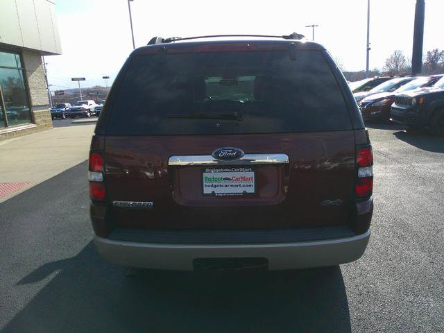 Used 2010 Ford Explorer Eddie Bauer image 2