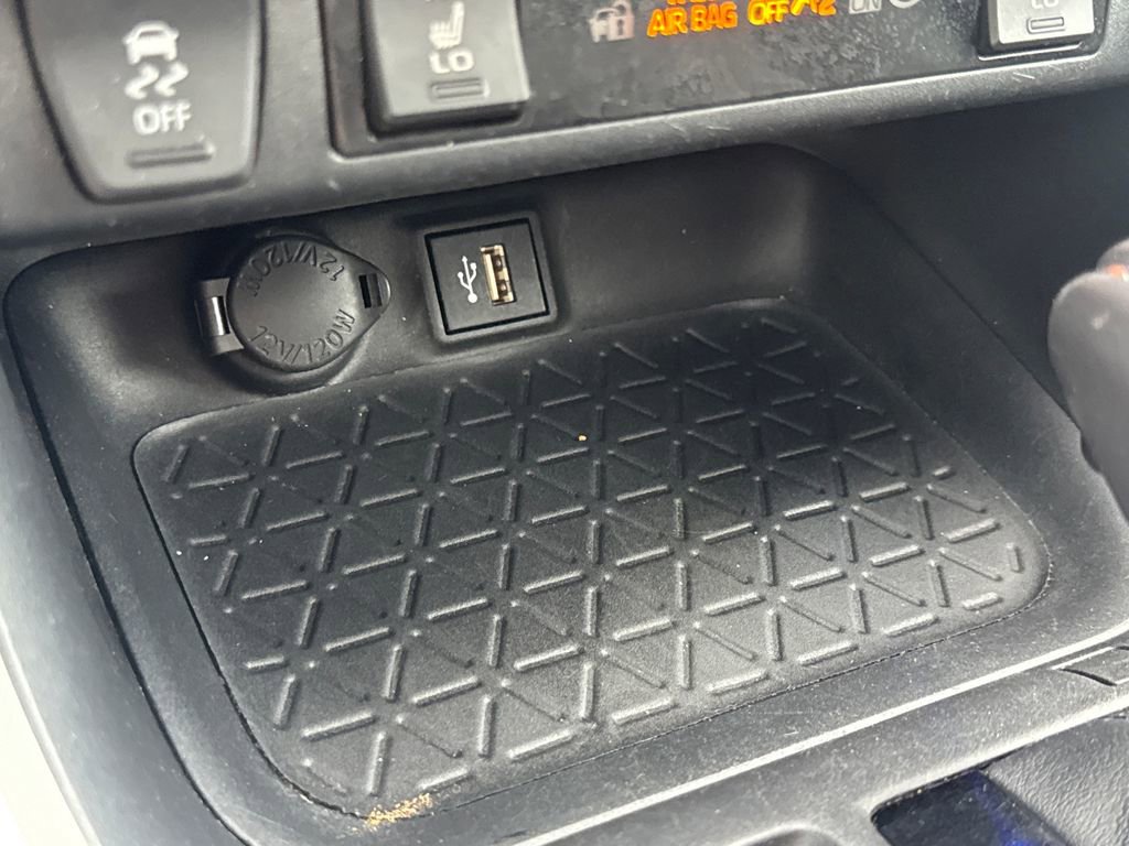 Used 2023 Toyota RAV4 XLE Premium AWD/4WD image 45