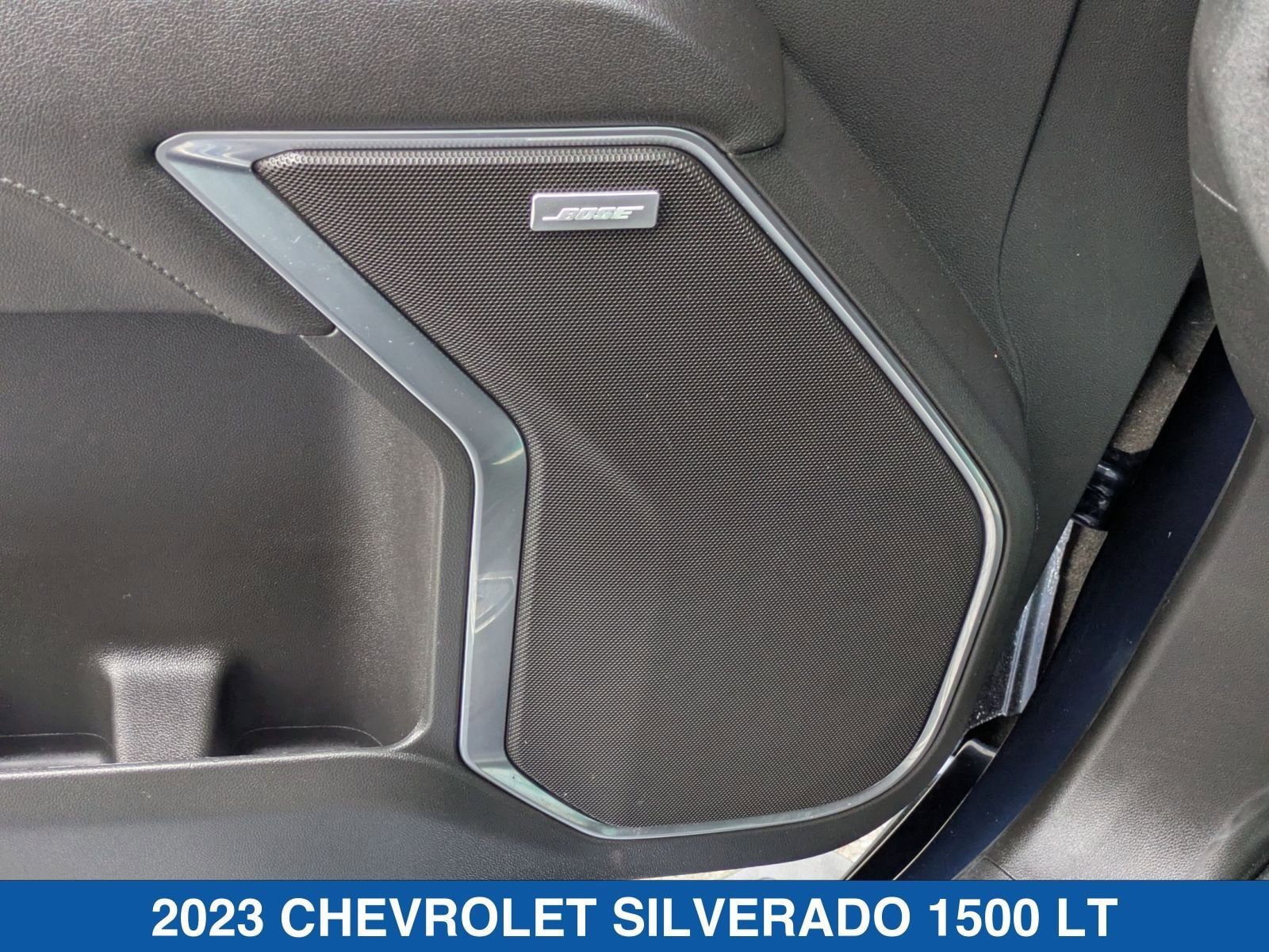Used 2023 Chevrolet Silverado 1500 LT AWD/4WD image 14