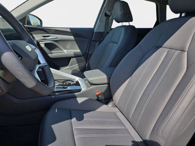 Certified 2025 Audi Q5 Premium w/ Convenience Package AWD/4WD image 18