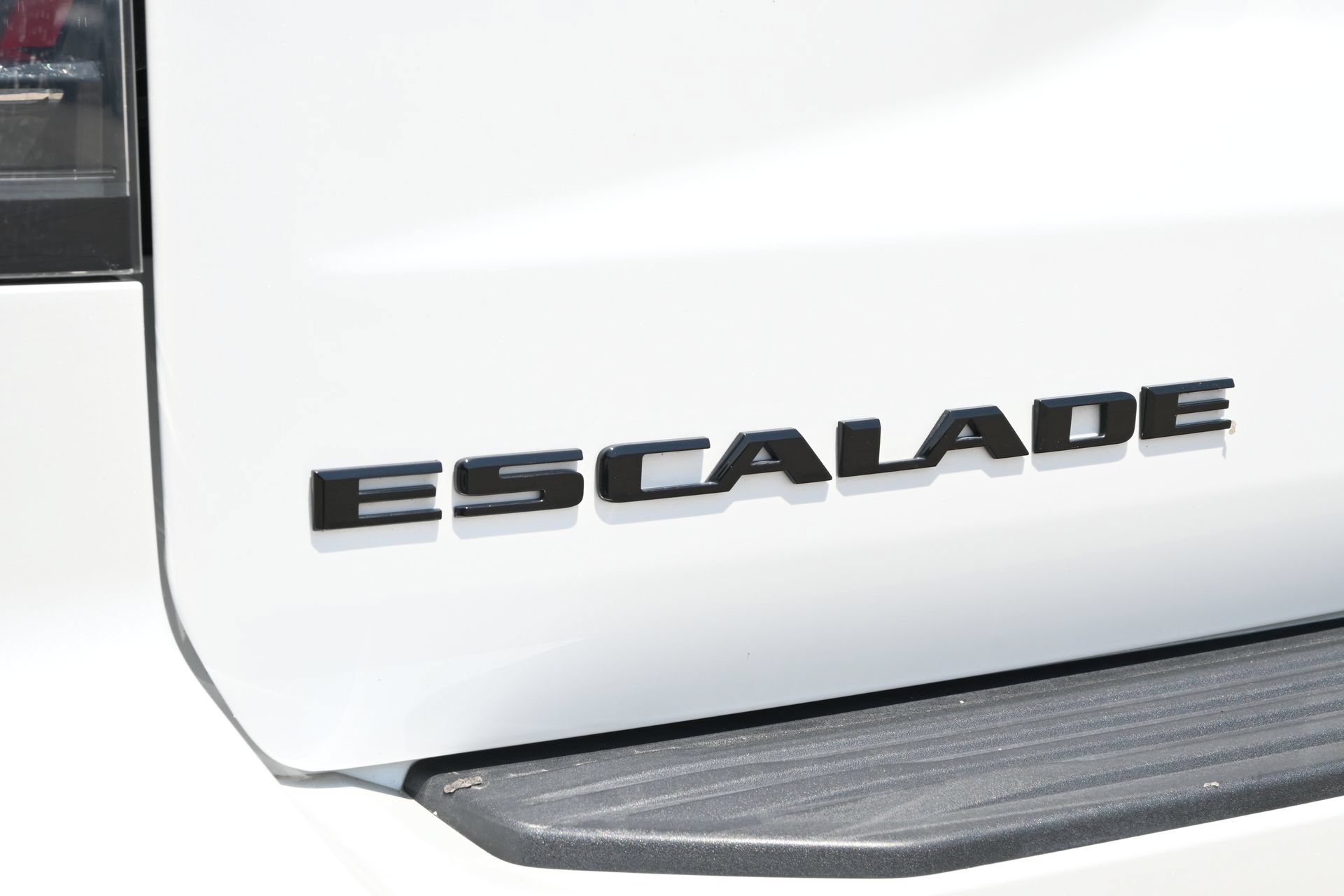 Used 2023 Cadillac Escalade ESV Sport w/ LPO, ONYX Package AWD/4WD image 22