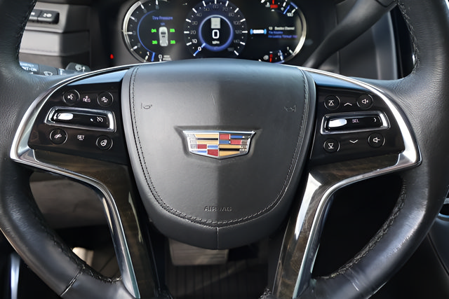Used 2020 Cadillac Escalade Platinum AWD/4WD image 25