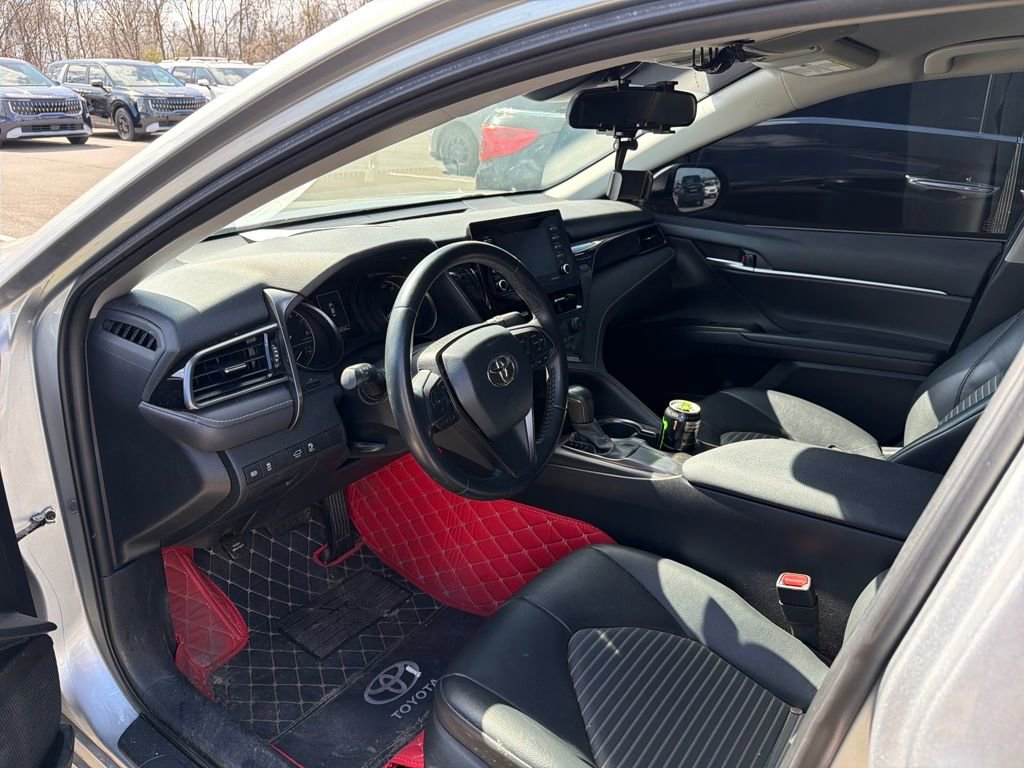 Used 2021 Toyota Camry SE image 14