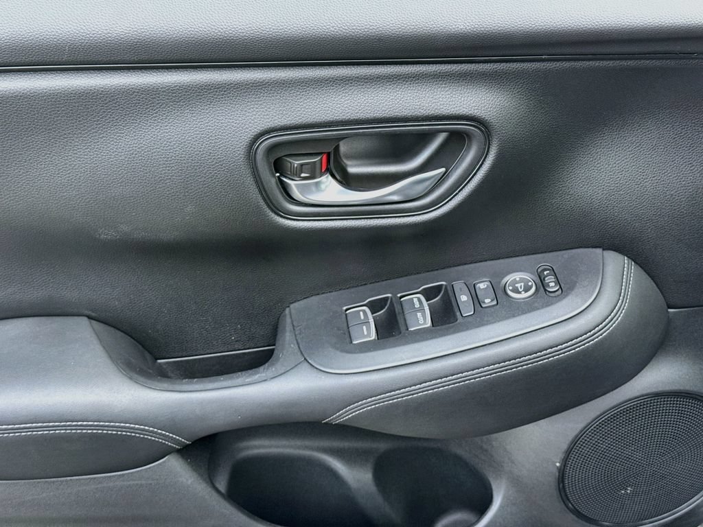 Used 2024 Honda HR-V EX-L image 22