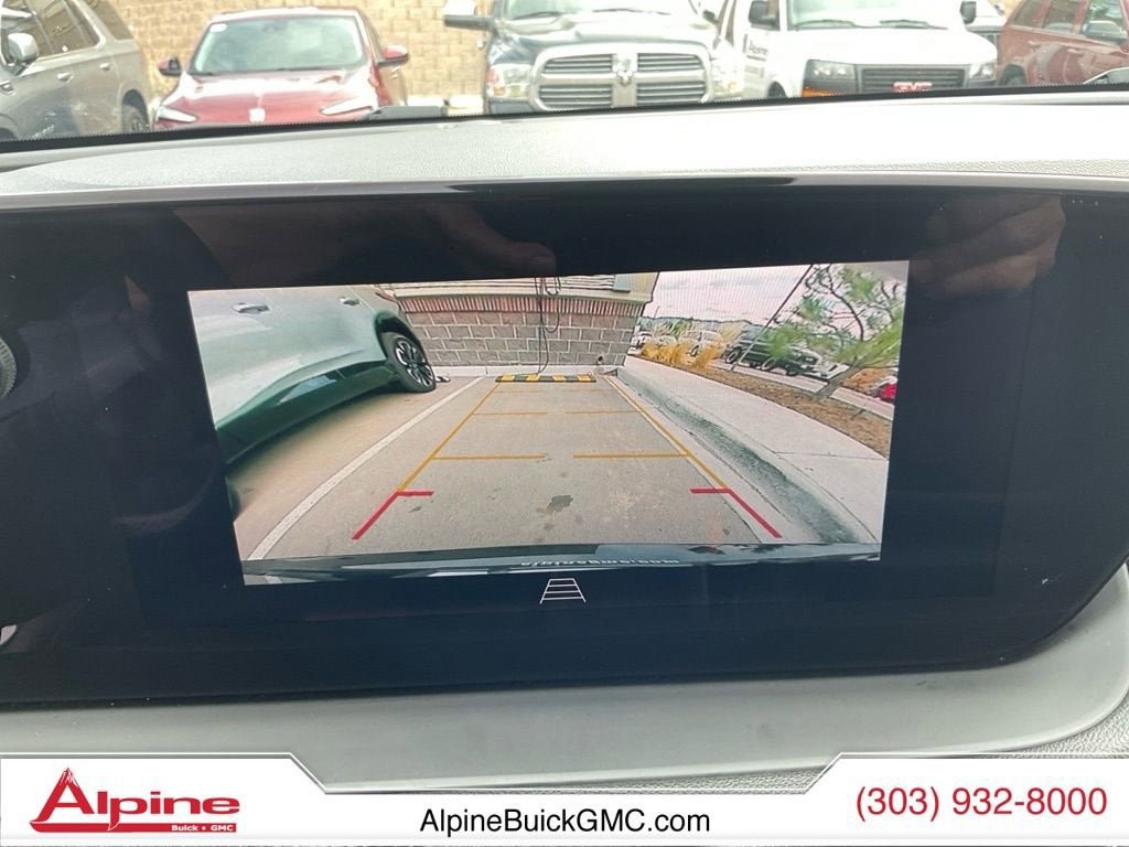 Used 2024 Buick Encore GX Sport Touring image 17