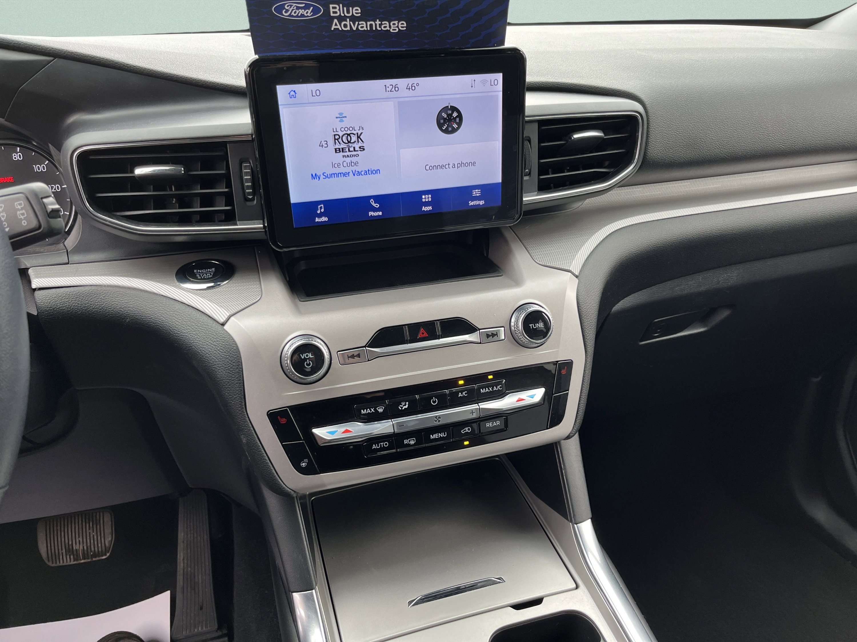 Used 2023 Ford Explorer XLT w/ Equipment Group 202A AWD/4WD image 23