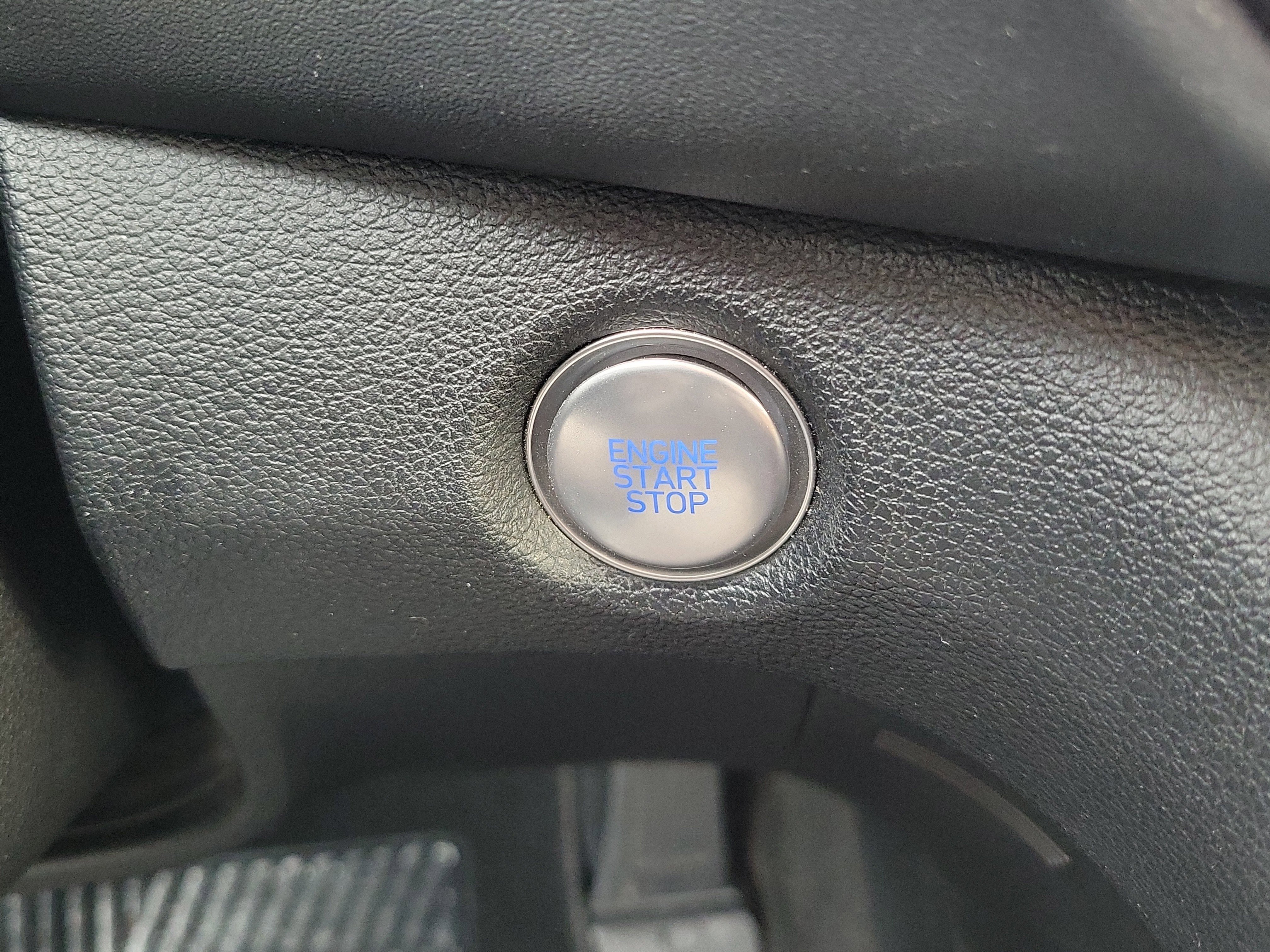 Used 2023 Hyundai Santa Fe XRT image 32