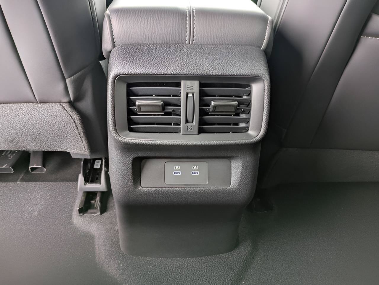Used 2025 Nissan Murano SL AWD/4WD image 25