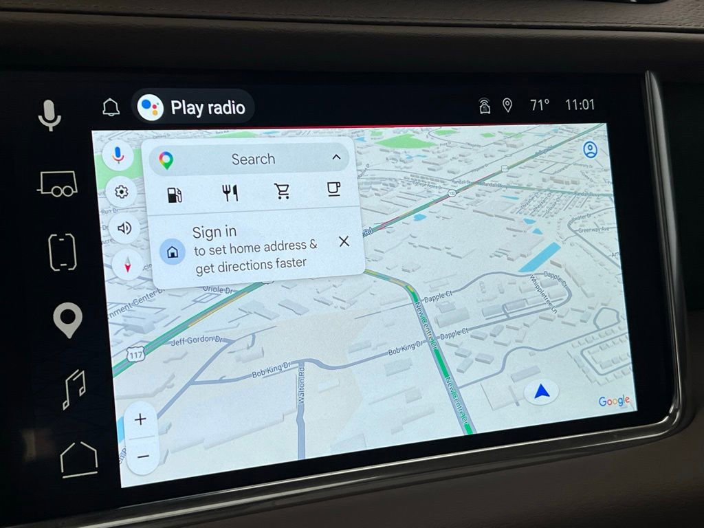 Used 2024 GMC Yukon Denali w/ Advanced Technology Package image 18