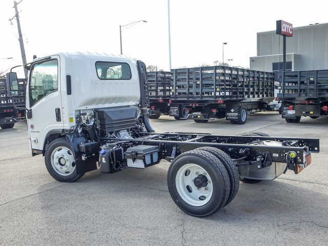 New 2025 Chevrolet Low Cab Forward 4500 XD RWD image 5