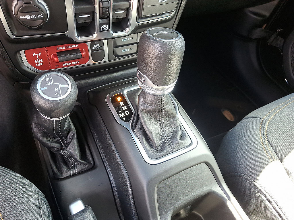 Certified 2026 Jeep Gladiator Sport AWD/4WD image 4
